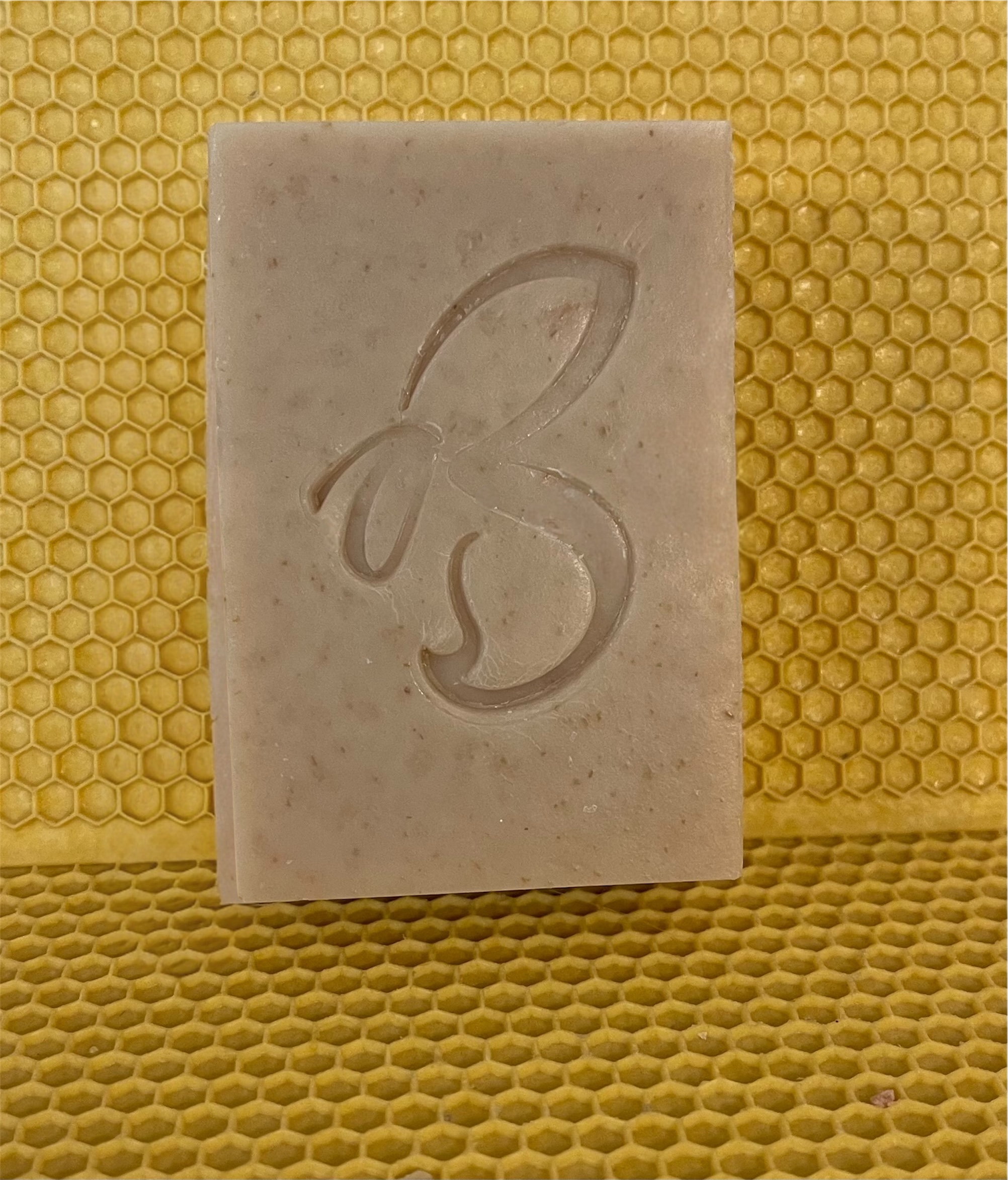 Oatmeal &  Honeycomb Gentle Exfoliation